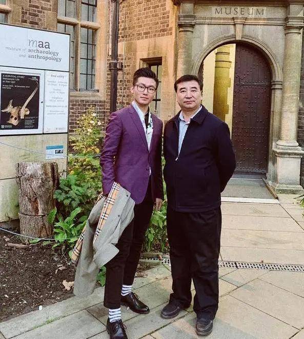 带你们看看白岩松,罗京这些新闻主播的儿女们,现在都在干啥?