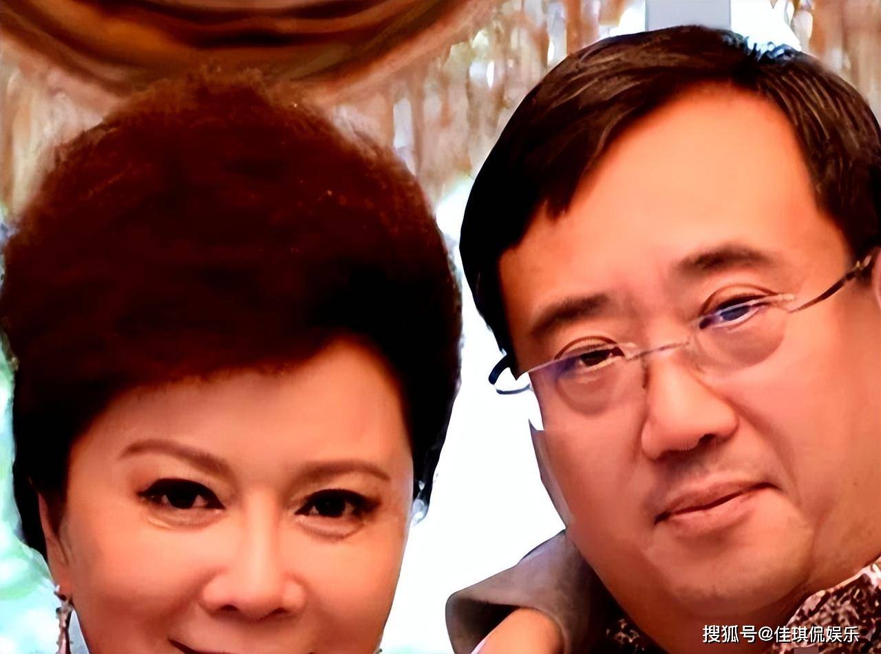 隐瞒37年不公开,是蔡明的骄傲更是最大心病_丁秋星_小品_丁丁