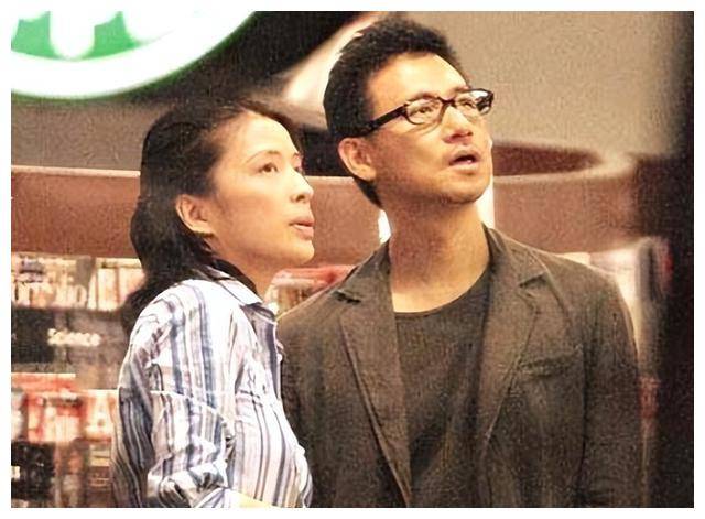 结婚27年,张学友和罗美薇的家庭生活如诗如画,一对女儿成注脚_爱情