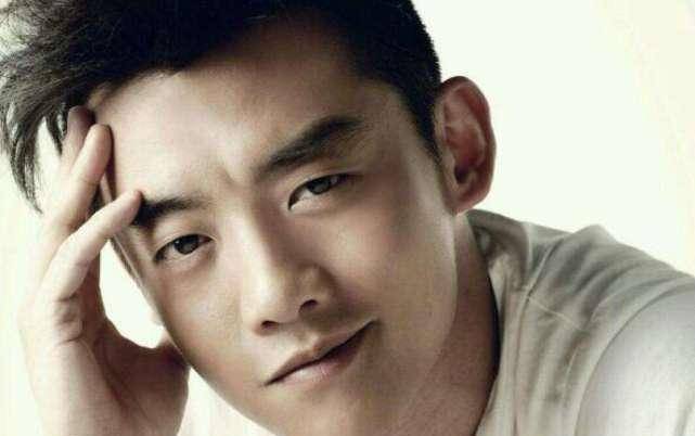 郑恺近照发量大减似秃顶,小公主超受欢迎干爹团强大_苗苗_头发_时间