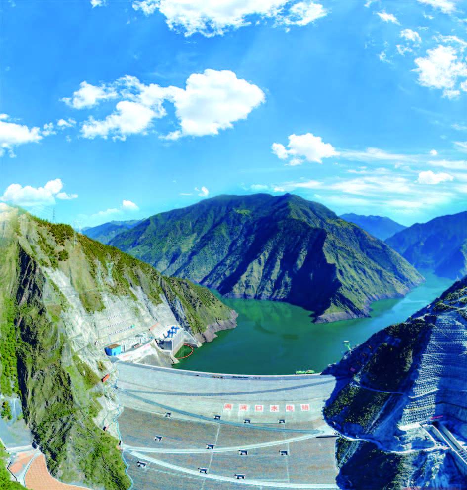 雅江:打造水风光蓄一体化清洁能源基地