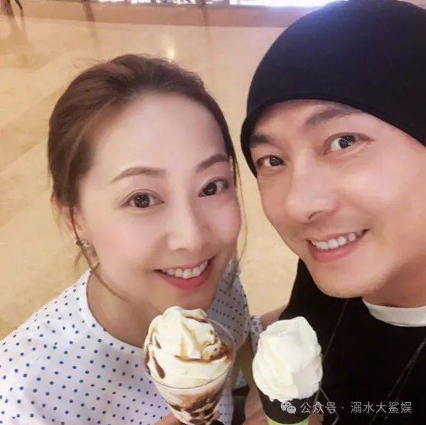 娱乐圈最惨模范夫妻:结婚3次,流产2次,结婚20年后分居了_张茜_张卫健