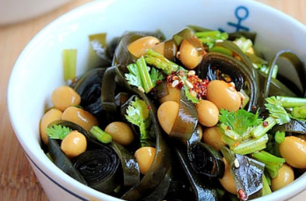 它是黄体酮"制造者",女人要多吃,通乳散结,皮肤更有弹性_海带_黄豆