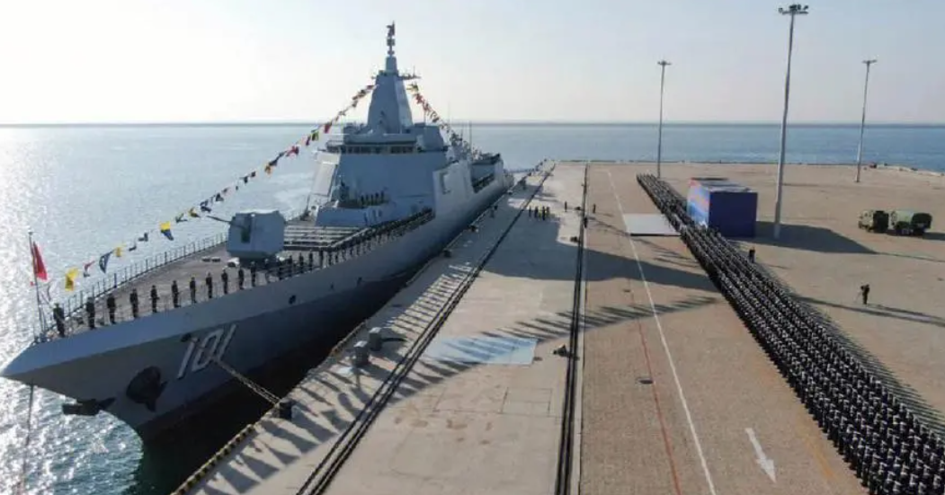 055大驱的成型速度,放在历史上是什么水平_中国海军_军事_军舰