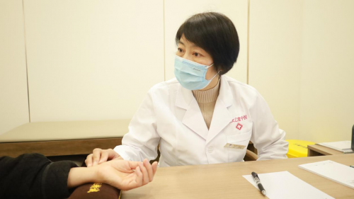 中医博士王为群坐诊南京太乙堂中医院_经方_临床_治疗