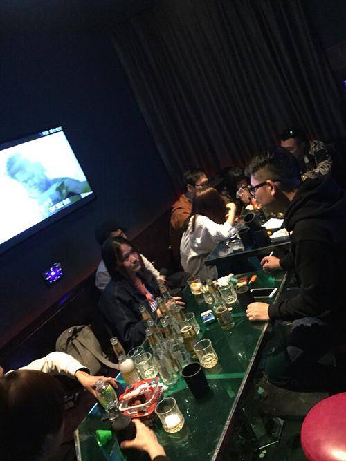 欧式奢华ktv,尽享音乐盛宴:高端点歌助力,打造极致西式风情