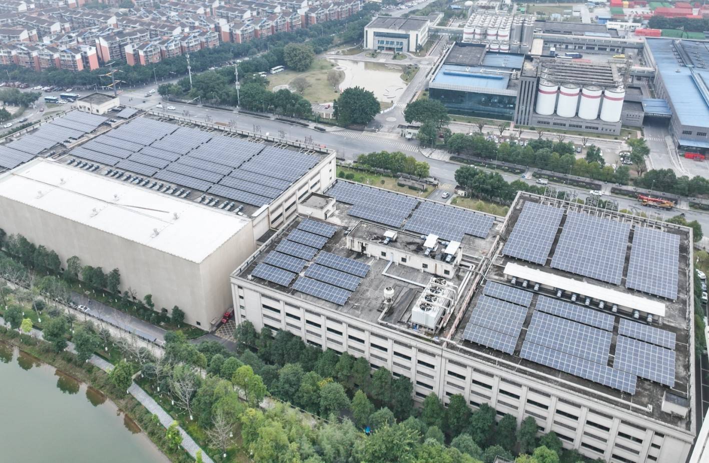 重庆工业屋顶光伏安装-重庆厂房光伏安装-工商业屋顶光伏安装_发电_服