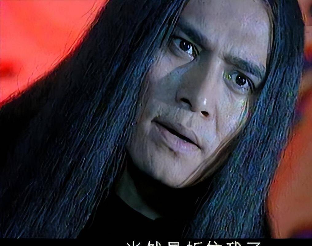 回归普通人生活,摆摊卖菜,喂猪放牛,住农村院子_刘金_张永刚_李嘉明