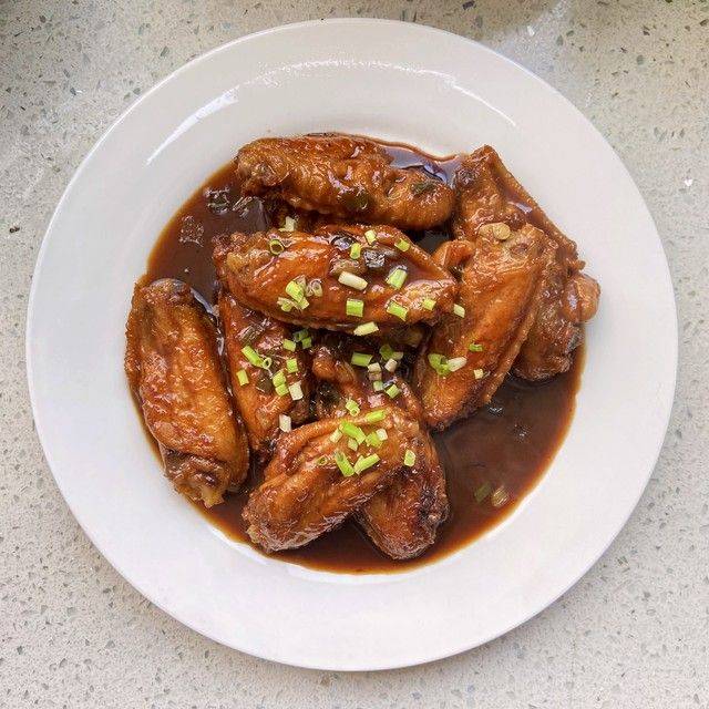 以下是制作可乐鸡翅的步骤和技巧,帮助您在家中轻松制作