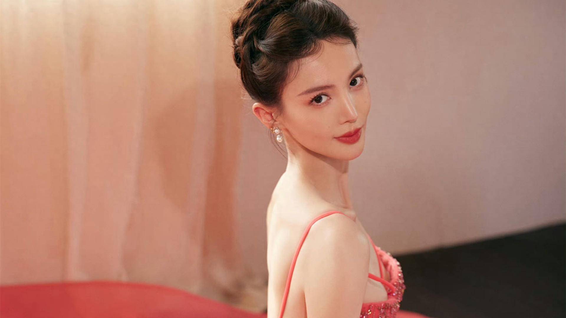 金晨嫁不出去的真正原因,是过高的要求面前,那感人的婚姻条件_年龄