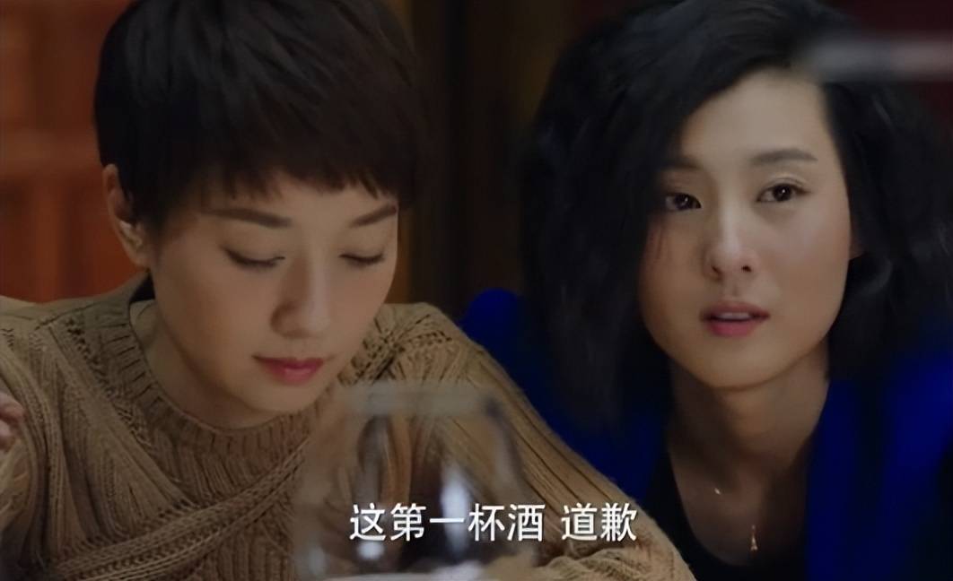 前半生拍摄时,小董没人愿意演,靳东找到了和胡歌有过吻戏的她_凌玲_郭