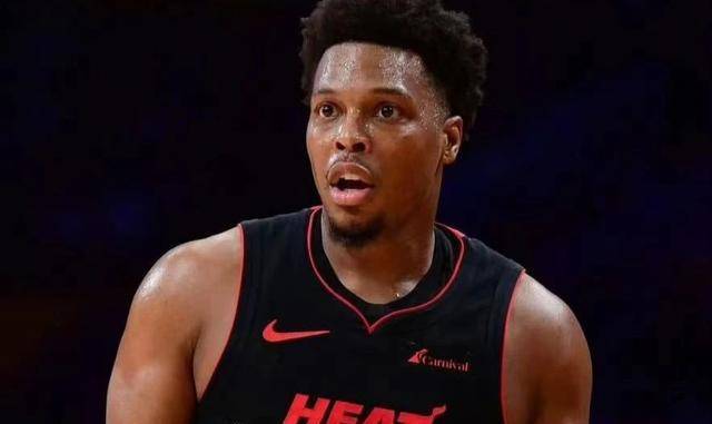 挑战与机遇:湖人队的决策困境_凯尔·洛瑞_比赛_问题