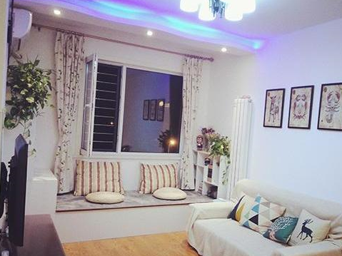 老公硬把客厅做个榻榻米,楼下邻居说不实用,却偷偷回家做了!