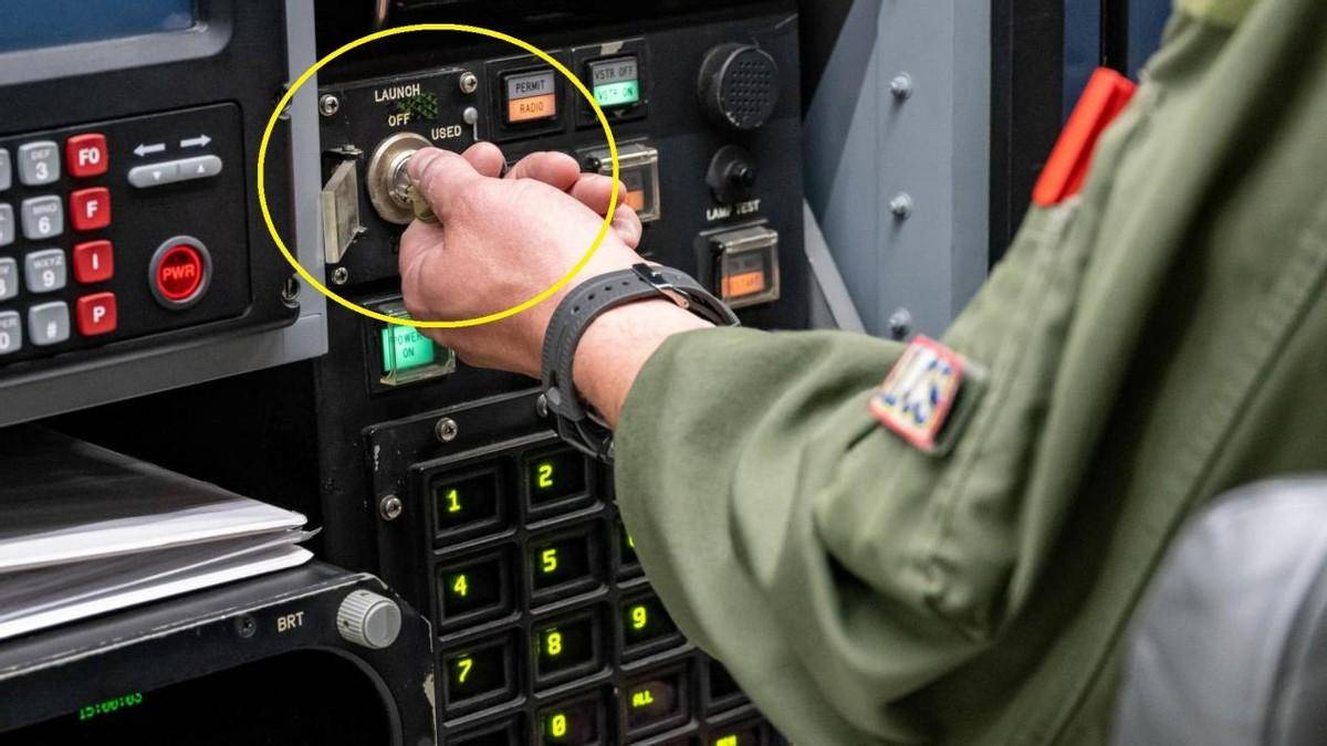 美国"末日战机"状态极差:总统按下核按钮,洲际导弹可能成哑弹_飞机