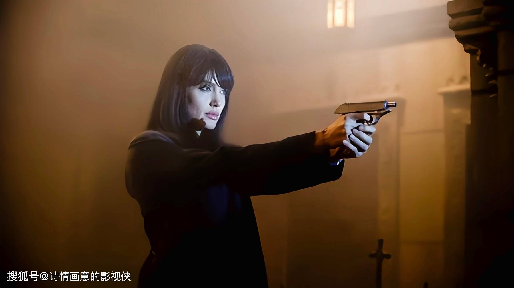 盘点十部女特工题材电影,有尺度有颜值,荷尔蒙爆棚_安吉丽娜·朱莉