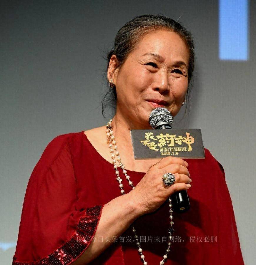 "百亿老太"苇青:60岁北漂,73岁拥有百亿票房,她的故事很励志_表演