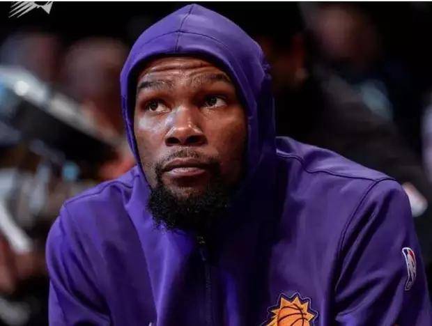 篮网播放致敬视频,杜兰特:我还不配_比赛_太阳_实力