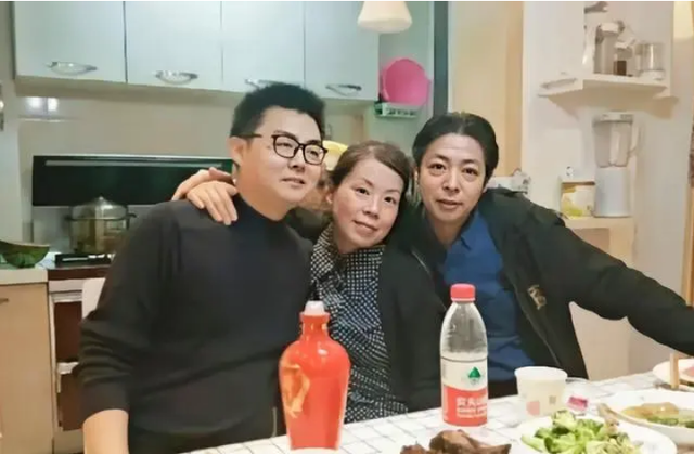 柴桑曝好消息,姚师兵快退休了,在两方面可成为许敏的最佳帮手_直播