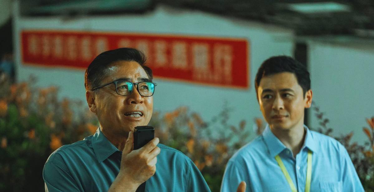反腐剧《人民的脊梁》将播,陈道明陈宝国主演,朱亚文张若昀作配_演技