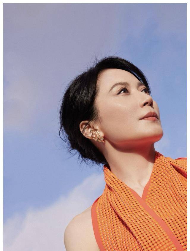 俞飞鸿53岁曝光,美貌不减当年!近照令人惊叹!_人物_生活_经历