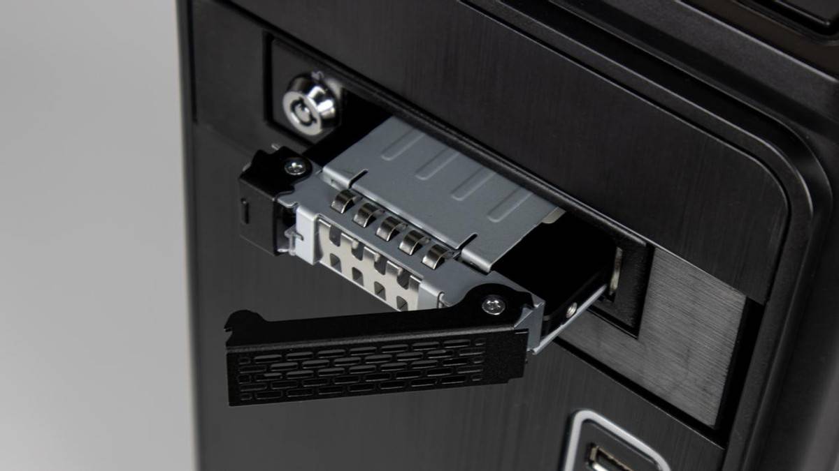 5英寸sata/sas硬盘抽取盒_设计的_测试_支持