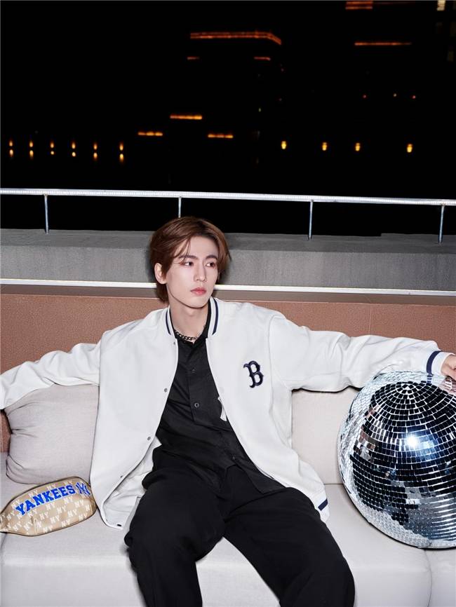 mlb是什么牌子?为什么明星博主都爱穿?_品牌_防风衣_卫衣