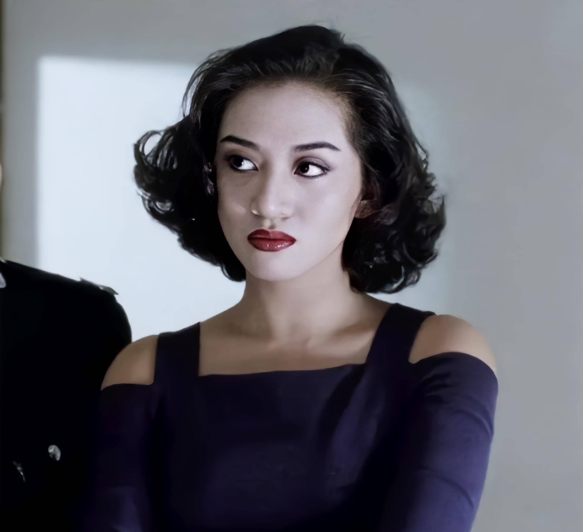 4岁登台,红遍亚洲,穿婚纱和世间告别,人间再无梅艳芳_歌迷_一生_人生