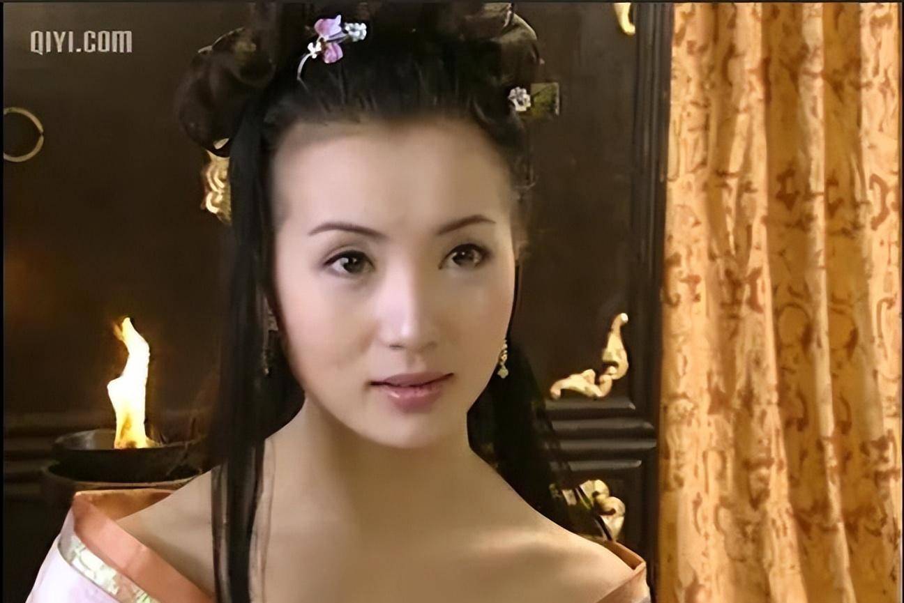 同样饰演"赵姬",把宁静姚莹莹朱珠放在一起比较,差别