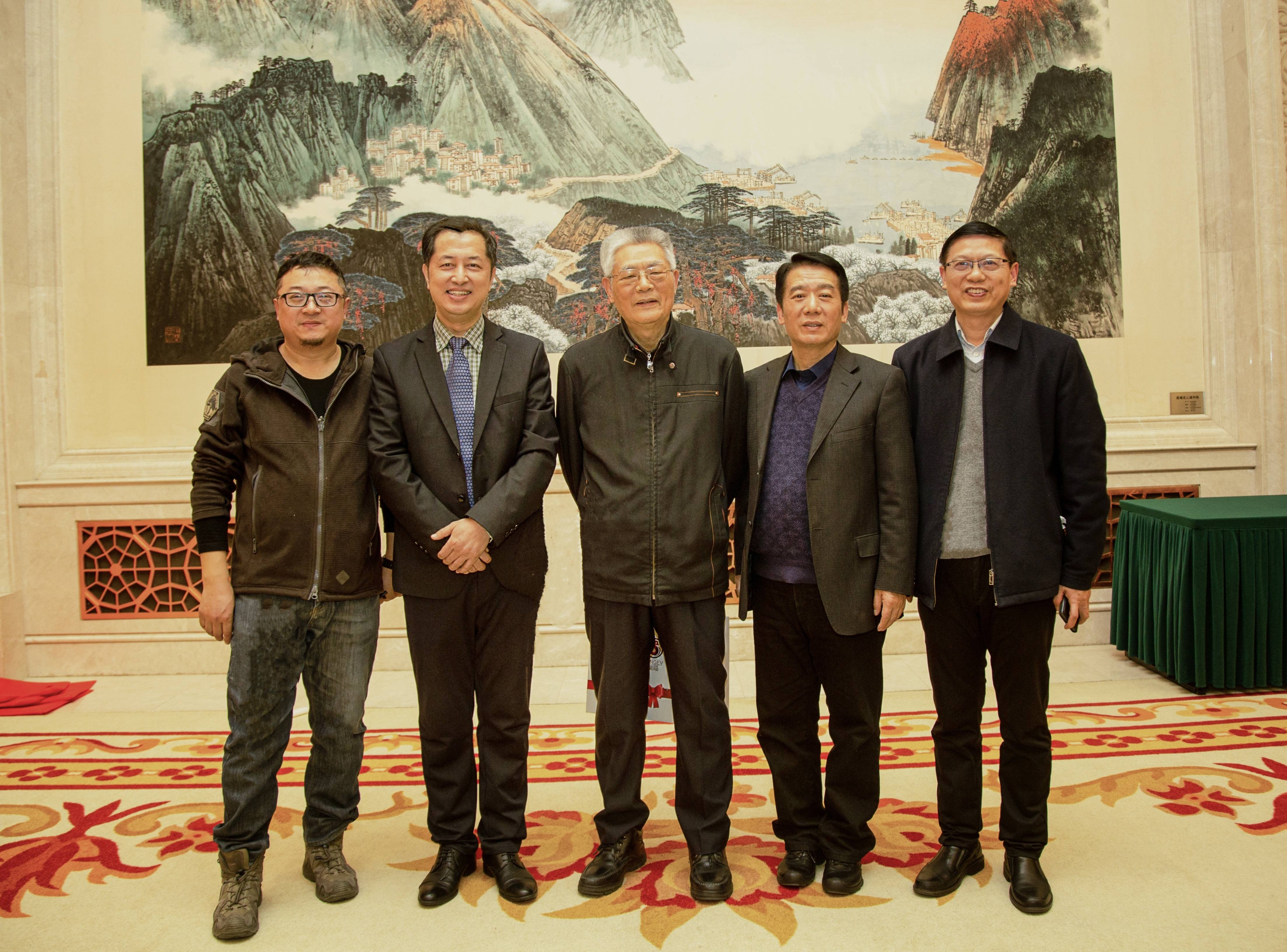 启明左二和吴瑞林 秦雁 陈金龙 潘宪生在一起