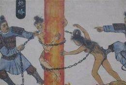 女子酷刑铅笔画图片