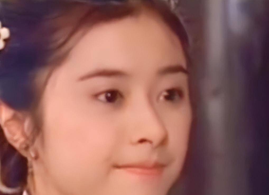 "潮州甜妹"何美钿:5岁学体操,19岁tvb出道,47岁仍然未婚未育