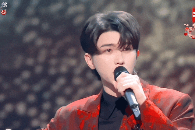 蔡徐坤大尺度照片曝光,画面极其露骨,这脸彻底不要了?