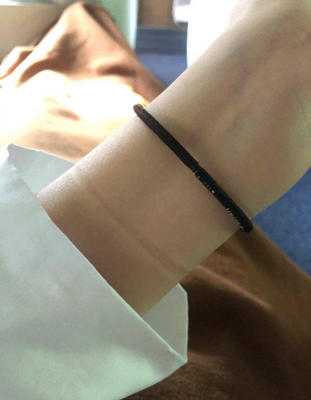 因为父母一句话相信到现在,难怪会被人宠着_感觉_照片_橡皮筋