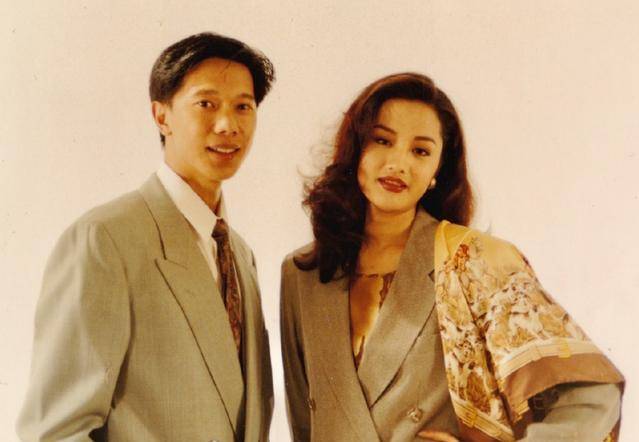 演员瞿颖:被初恋力捧,情断李亚鹏,和张亚东相恋10年换来一场空_邹雄