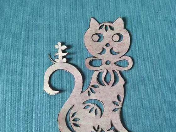 剪出来的小猫咪调皮可爱,心都被它萌化了_剪纸_尾巴_装饰