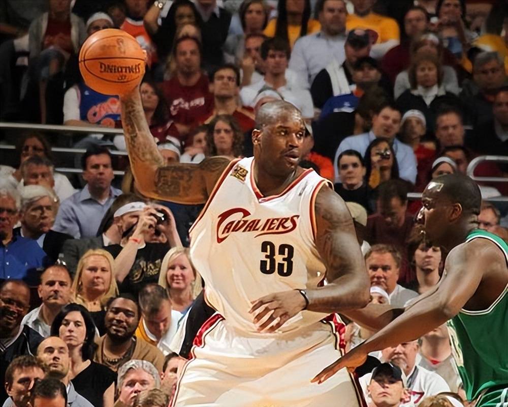 中锋——沙奎尔·奥尼尔(历史77大球星第9名)名人堂成员职业生涯主要