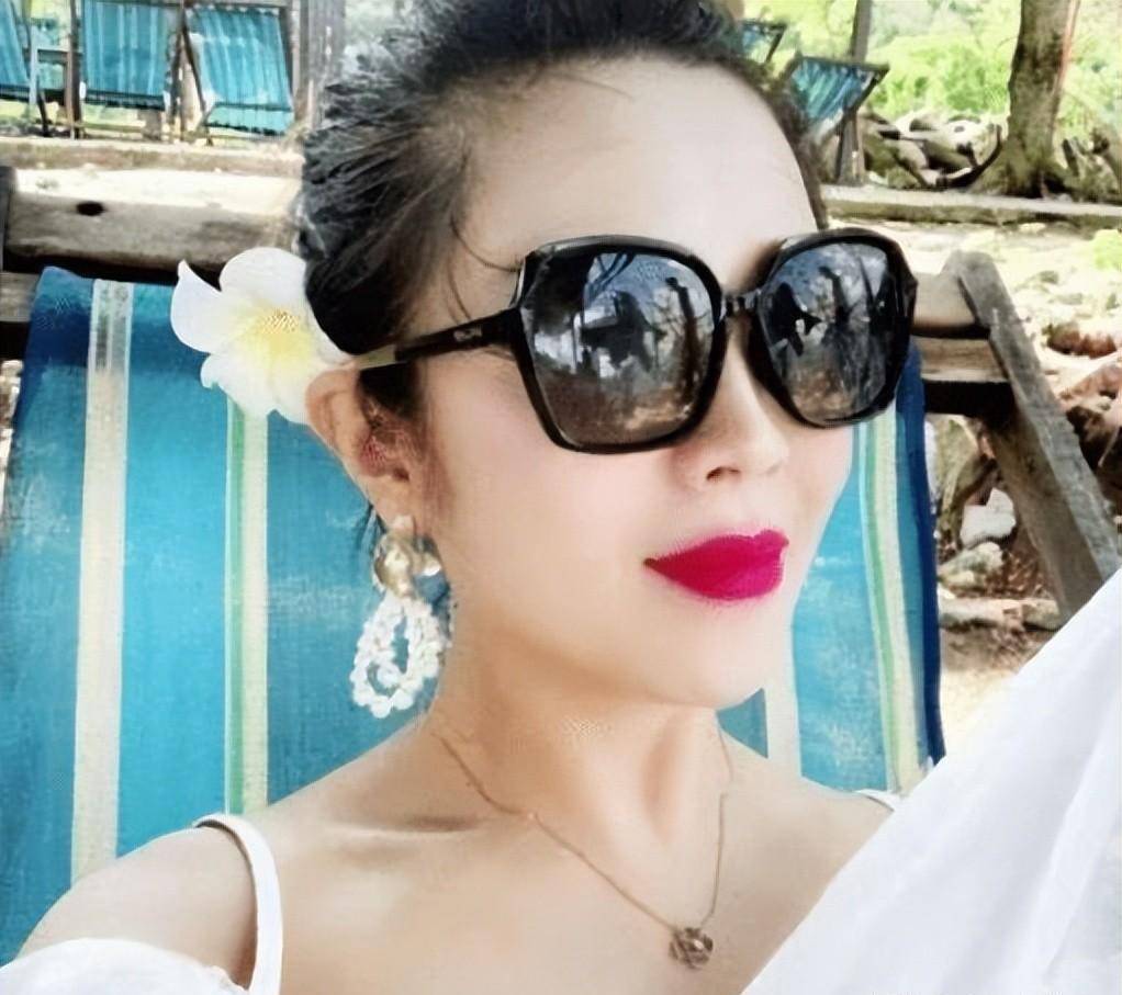 李琳王小利老婆图片