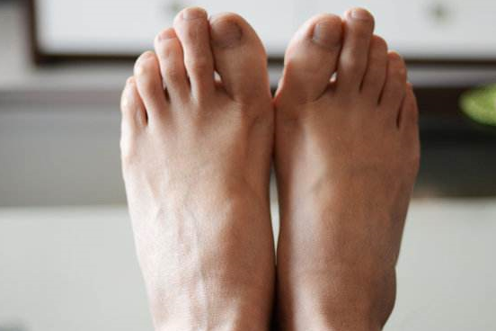 希腊脚的女人性格图片