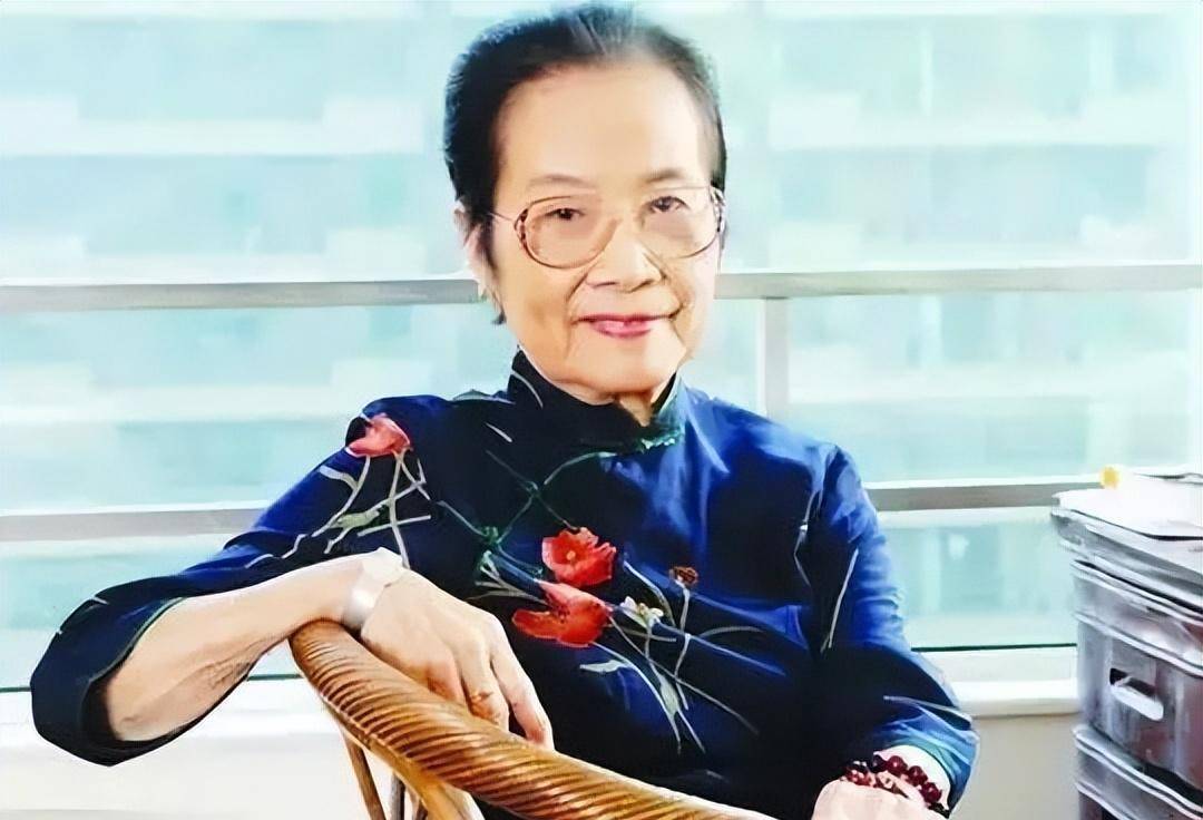 预言中国2020年崛起,准确预测自己寿命的叶曼,到底是何方神圣?