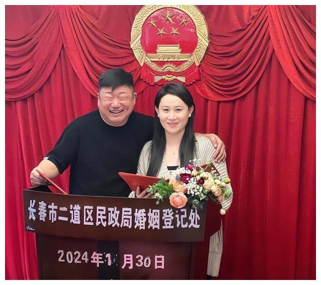 本山徒弟董三毛宣布再婚 前妻携手合作,夫妻情深再现_乡村_爱情_刘丹