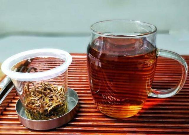 家里放了几年的红茶,绿茶,普洱茶,还能泡来喝吗?