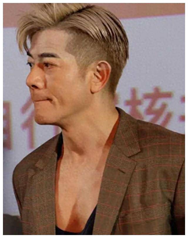 郭富城生图,他快60岁了!方媛为他花痴,难怪!_生活_岁月_传奇