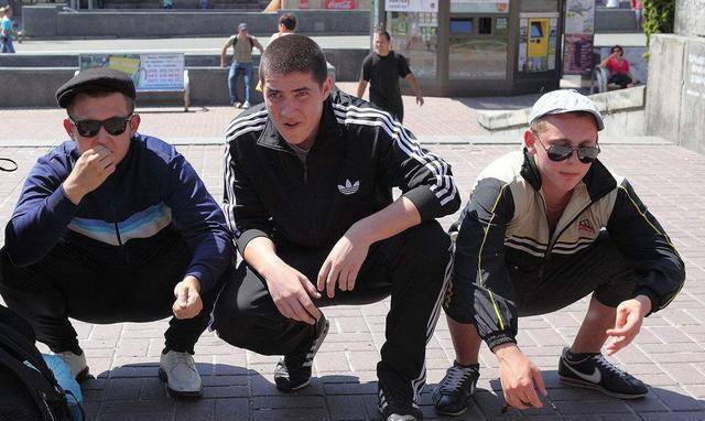 俄罗斯的黑帮组织究竟有多凶残?_战斧_想法_澳大利亚