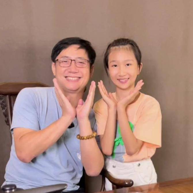 "康祈耀"与"黄菲",戏里做了20年夫妻,现实人生截然