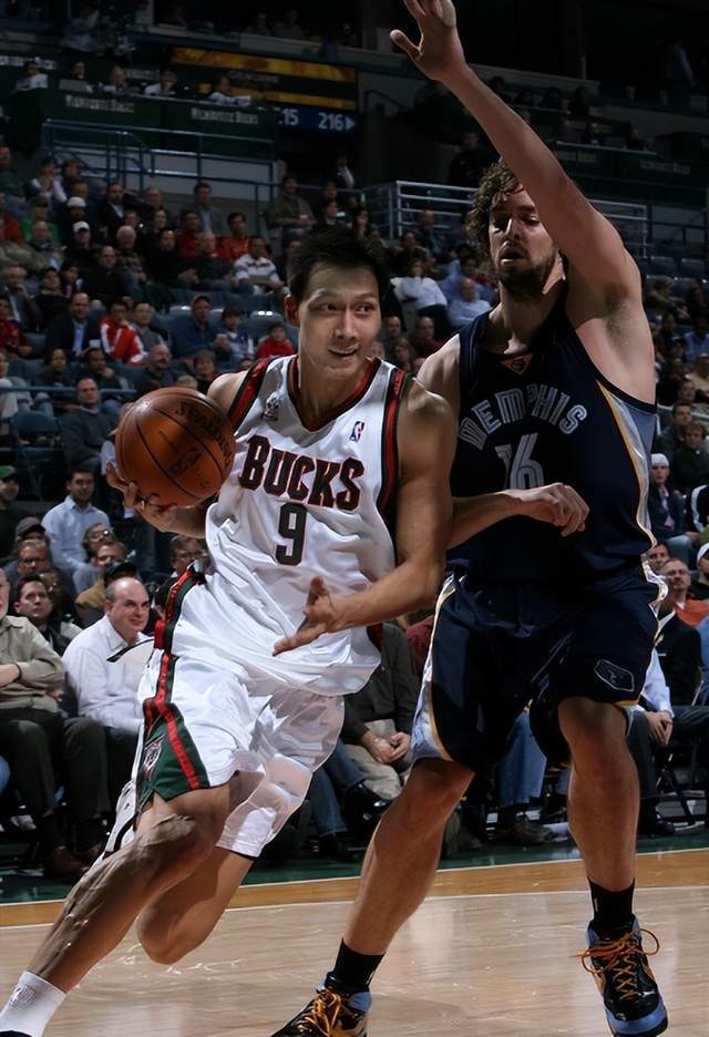 中国球员在nba生涯总得分:周琦24分,阿联2148分,姚明王治郅呢_易建联