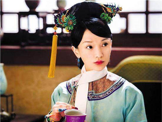 她是乾隆侧福晋,深受"甄嬛"喜爱,竟成为《还珠格格》狠毒皇后_那拉氏