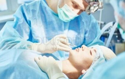 全方位讲解:45岁做了拉皮手术能保持多久,脸部拉皮手术全过程_皮肤