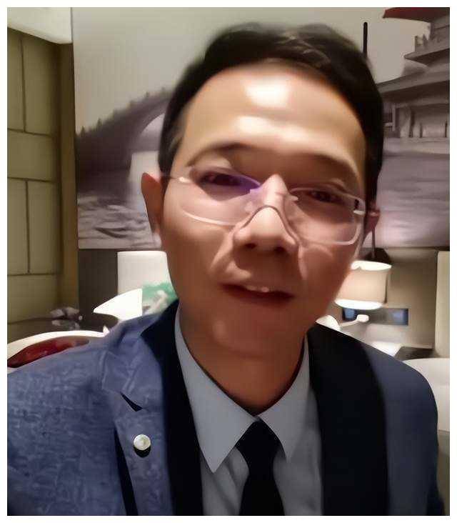 李圣直播惊喜曝光,誓言感动众网友,让许敏如释重负!_事件_人性_关系