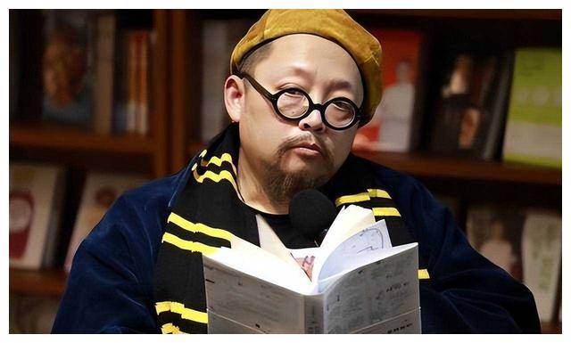 史航曝光私聊截图,性骚扰风波再起!暧昧对话引热议_事件_真相_女生