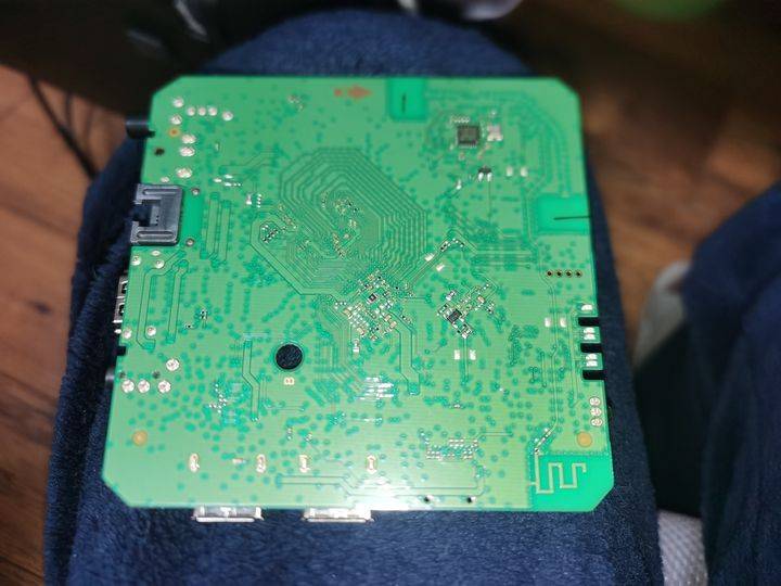 【图拉丁】海信ip501h基础型iptv网络机顶盒拆解(国科微6323)